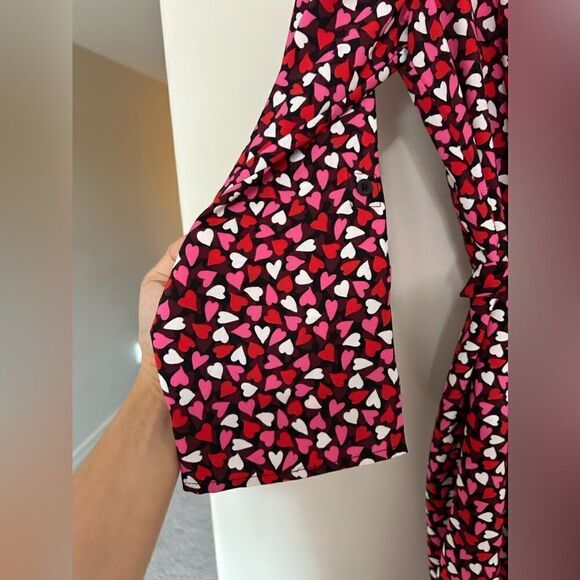 Loft Hearts Long Sleeves Belted Dress - Picture 5 of 11